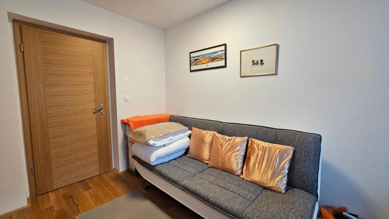 Apartma Sava-Stol Jesenice Kültér fotó